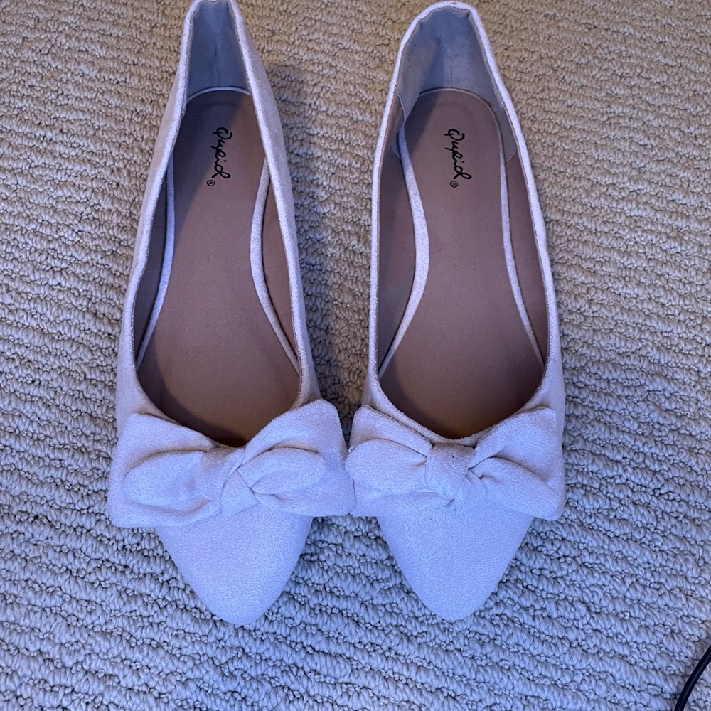 Pink flats